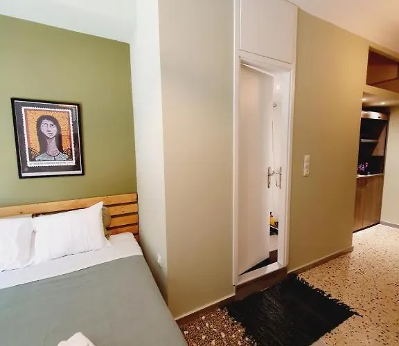 Centre Deluxe Apartment *