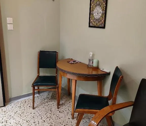 Centre Deluxe Apartment